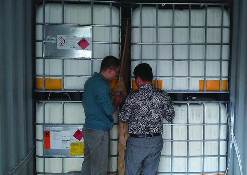 受客戶委托，不飽和聚酯樹脂海運(yùn)出口一站式服務(wù)。